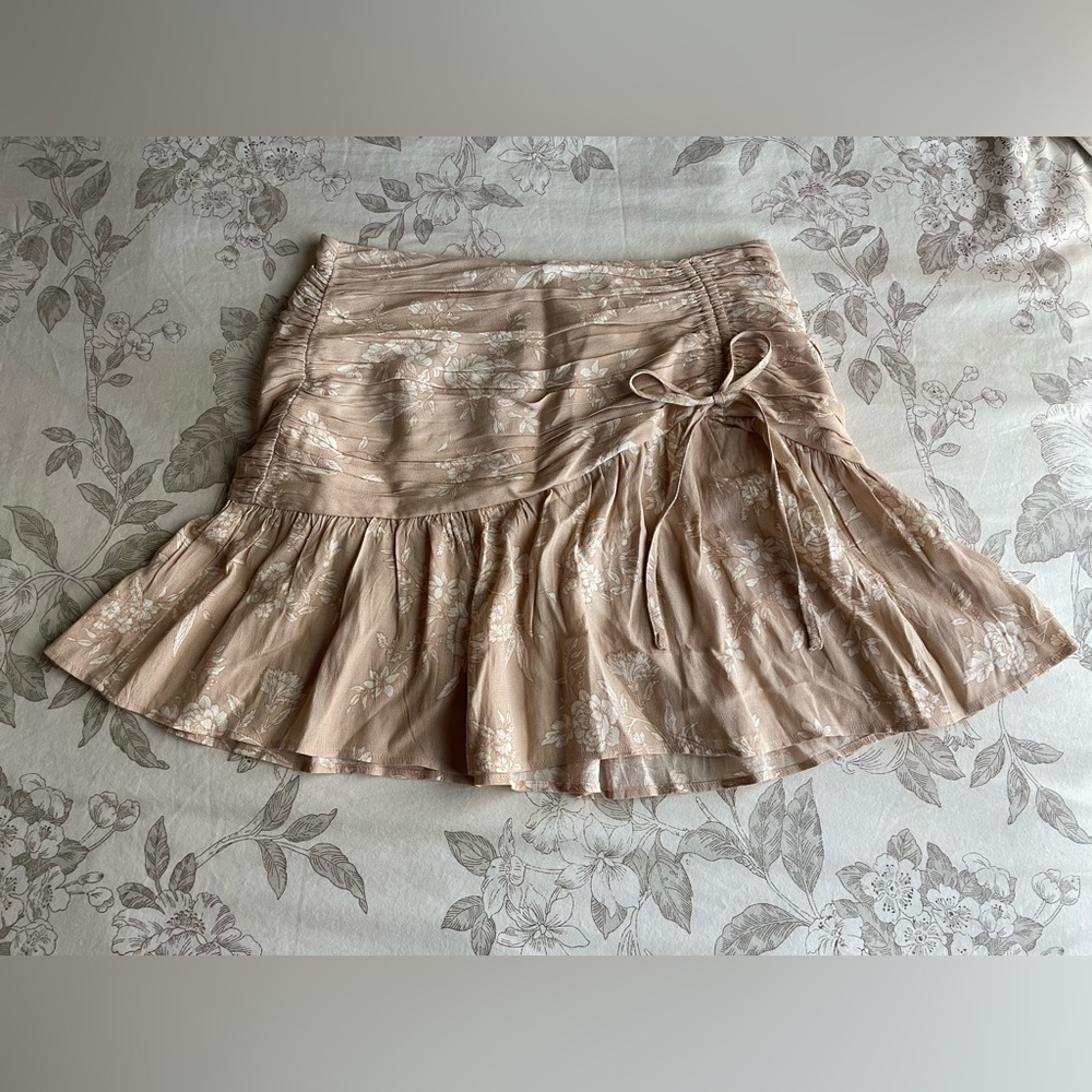 Forever21 Taupe Floral Ruched Mini Skirt Rayon Coquette Feminine Y2K Festival